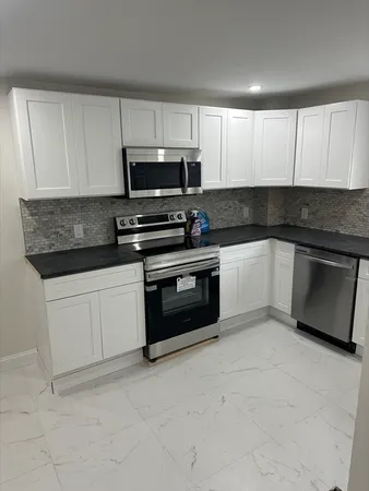 $2,400 | 122 Park Stoughton Ma, Unit 1, Stoughton, MA 02072