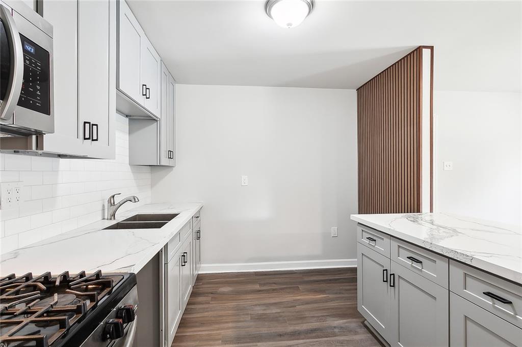 2605 Haring Road Metairie, LA 70001 - Photo 7 of 14 Gallery Image 7