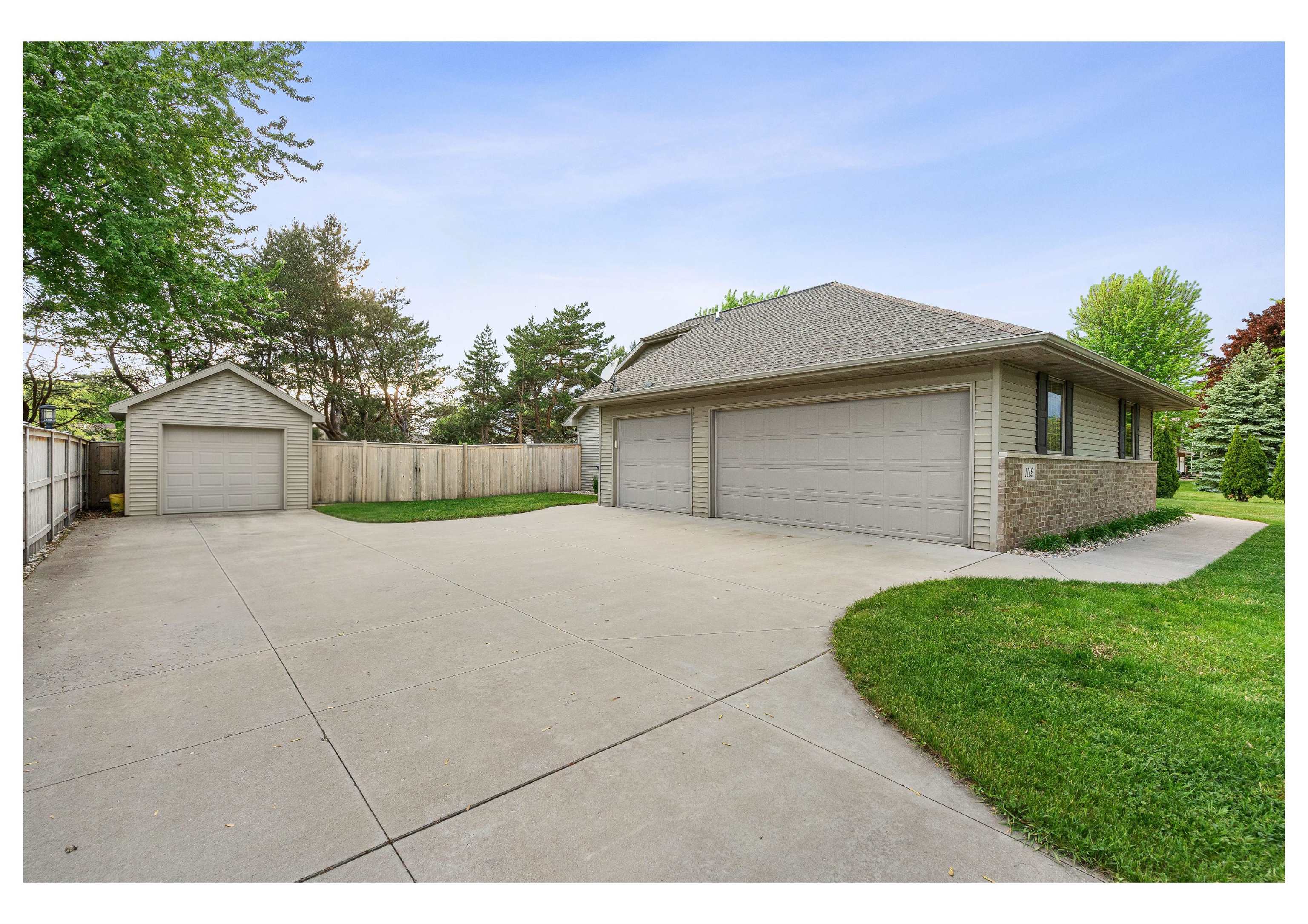 1112 Lake Park Road Menasha, WI 54952 - Photo 52 of 54