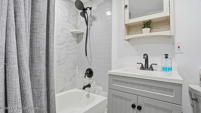 $265,000 | 149 Ottawa Trail, Pocono Lake, PA 18347