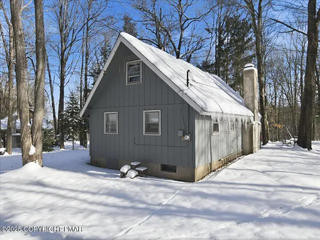 $265,000 | 149 Ottawa Trail, Pocono Lake, PA 18347