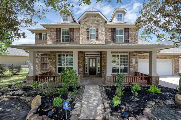 $595,000 | 4774 West Fork Boulevard, Conroe, TX 77304