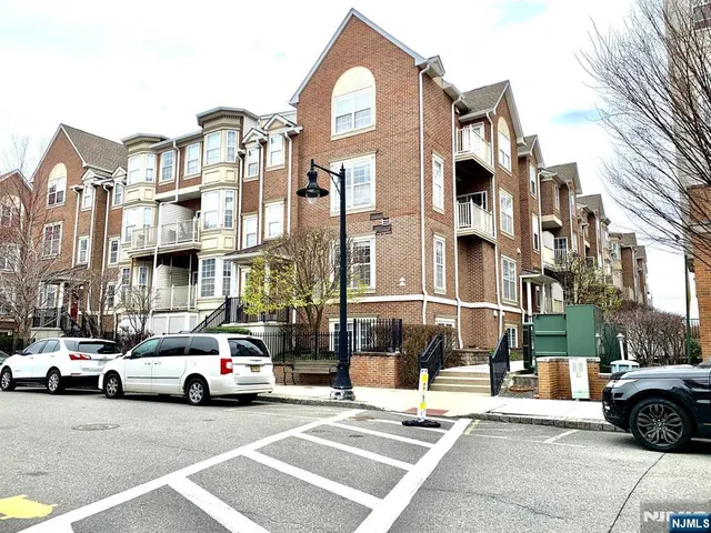 $439,000 | 200 Dey Street, Unit 231, Harrison, NJ 07029