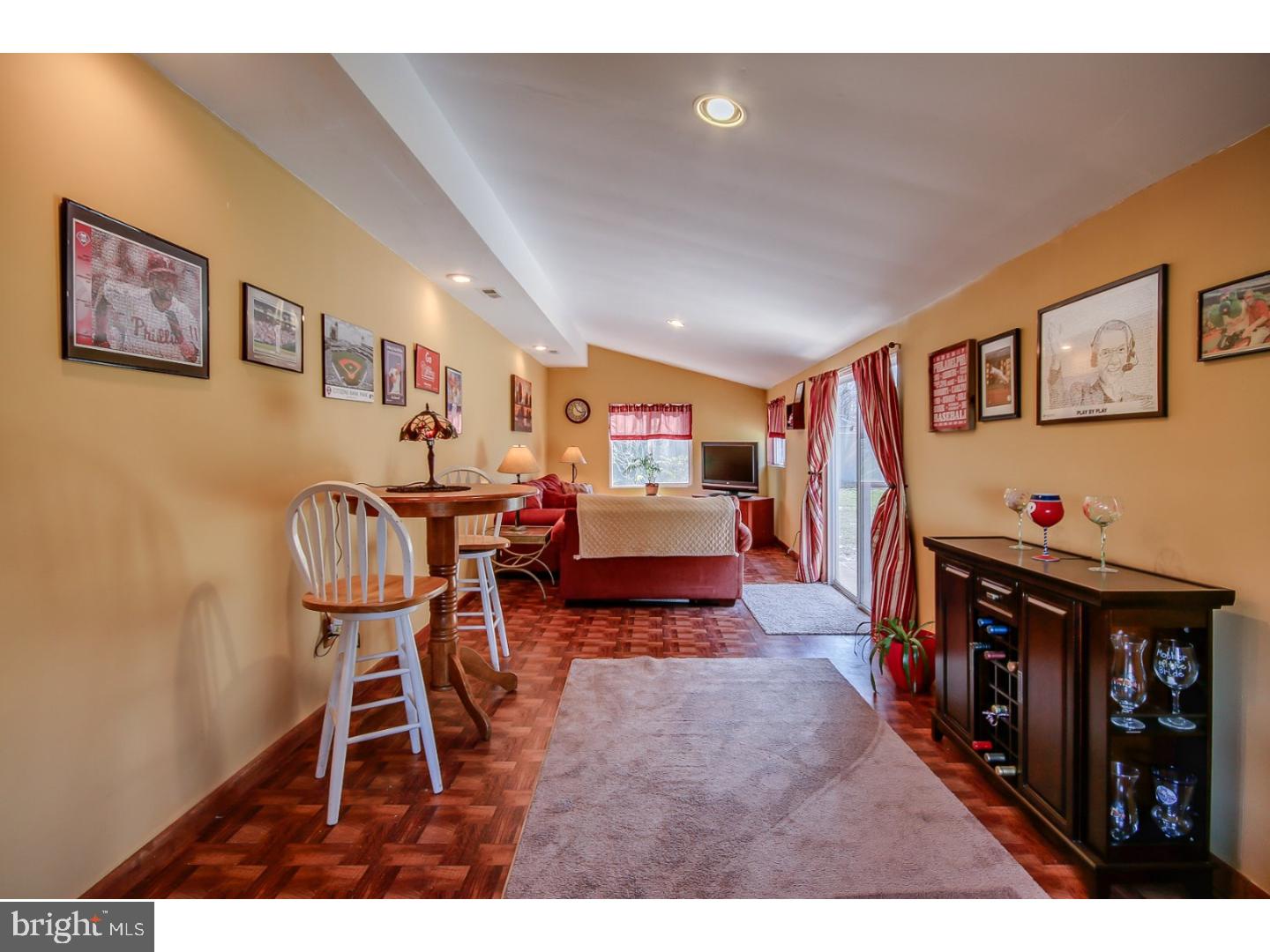 906 Knapp Road Lansdale, PA 19446 - Photo 22 of 25 Den
