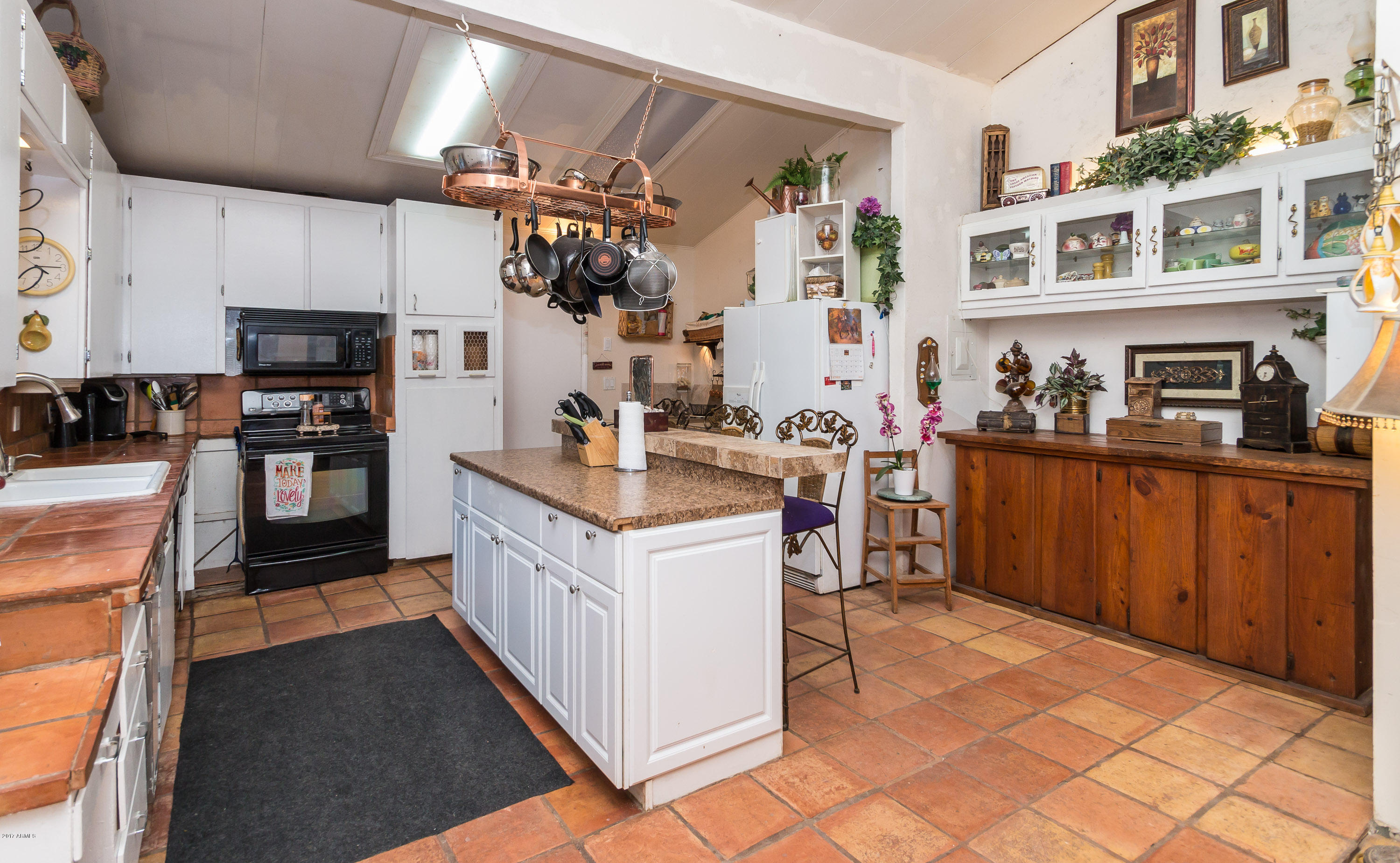 4045 Tonto Way Rimrock, AZ 86335 - Photo 5 of 21 005_Kitchen