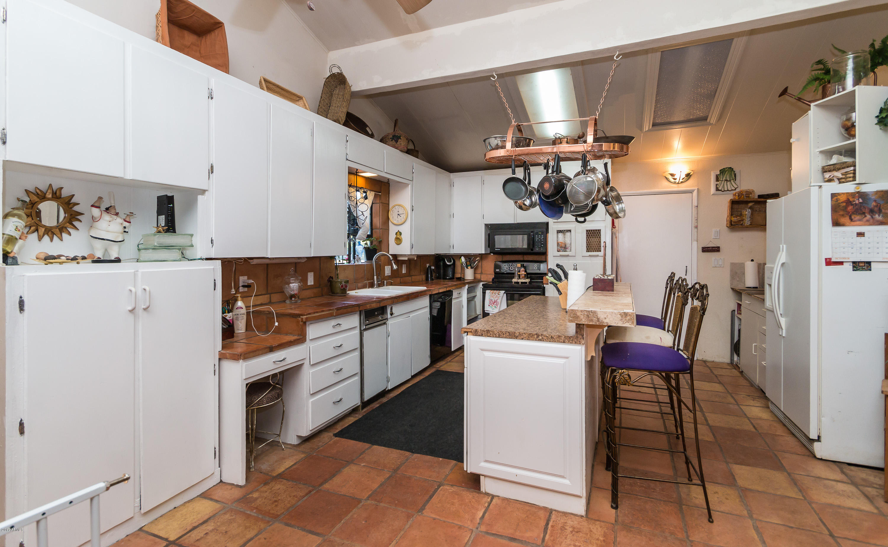 4045 Tonto Way Rimrock, AZ 86335 - Photo 6 of 21 006_Kitchen