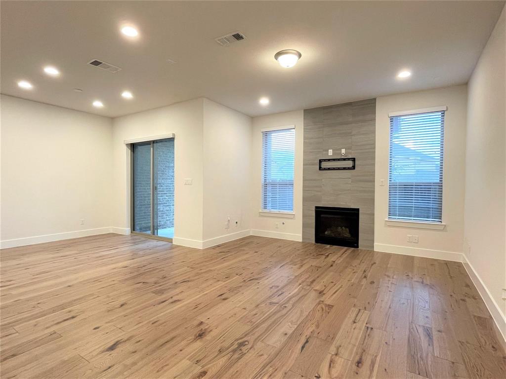 8242 Primrose Way Dallas, TX 75252 - Photo 13 of 33