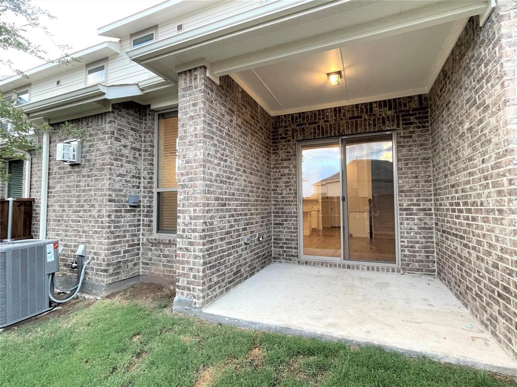 8242 Primrose Way Dallas, TX 75252 - Photo 28 of 33