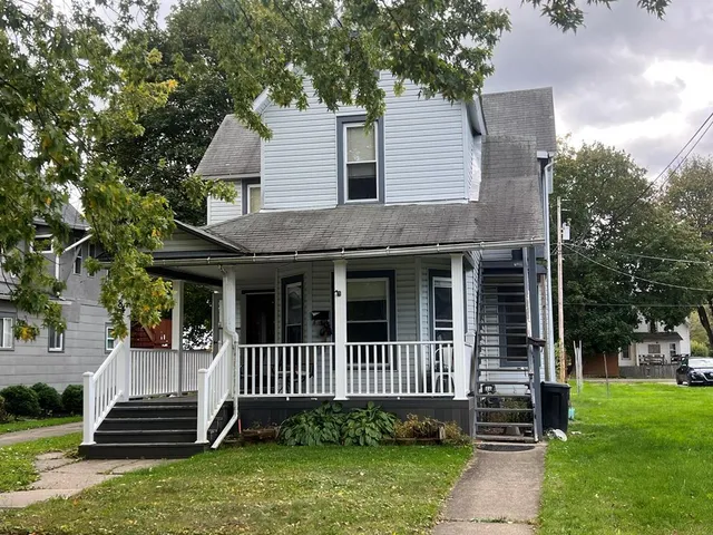 $900 | 84 Gorton Street, Corning, NY 14830