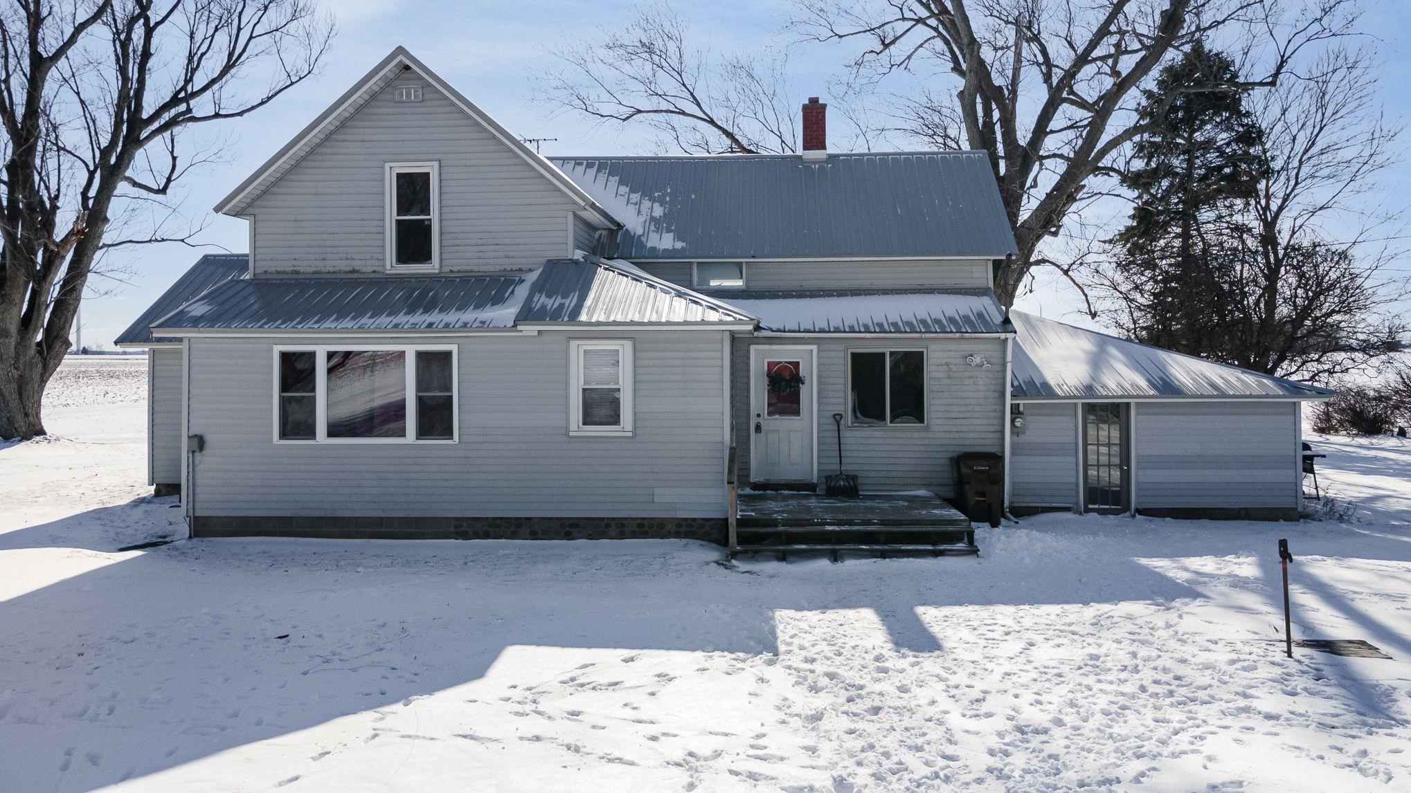 2143 North Blair Road Ithaca, MI 48847 - Photo 1 of 42