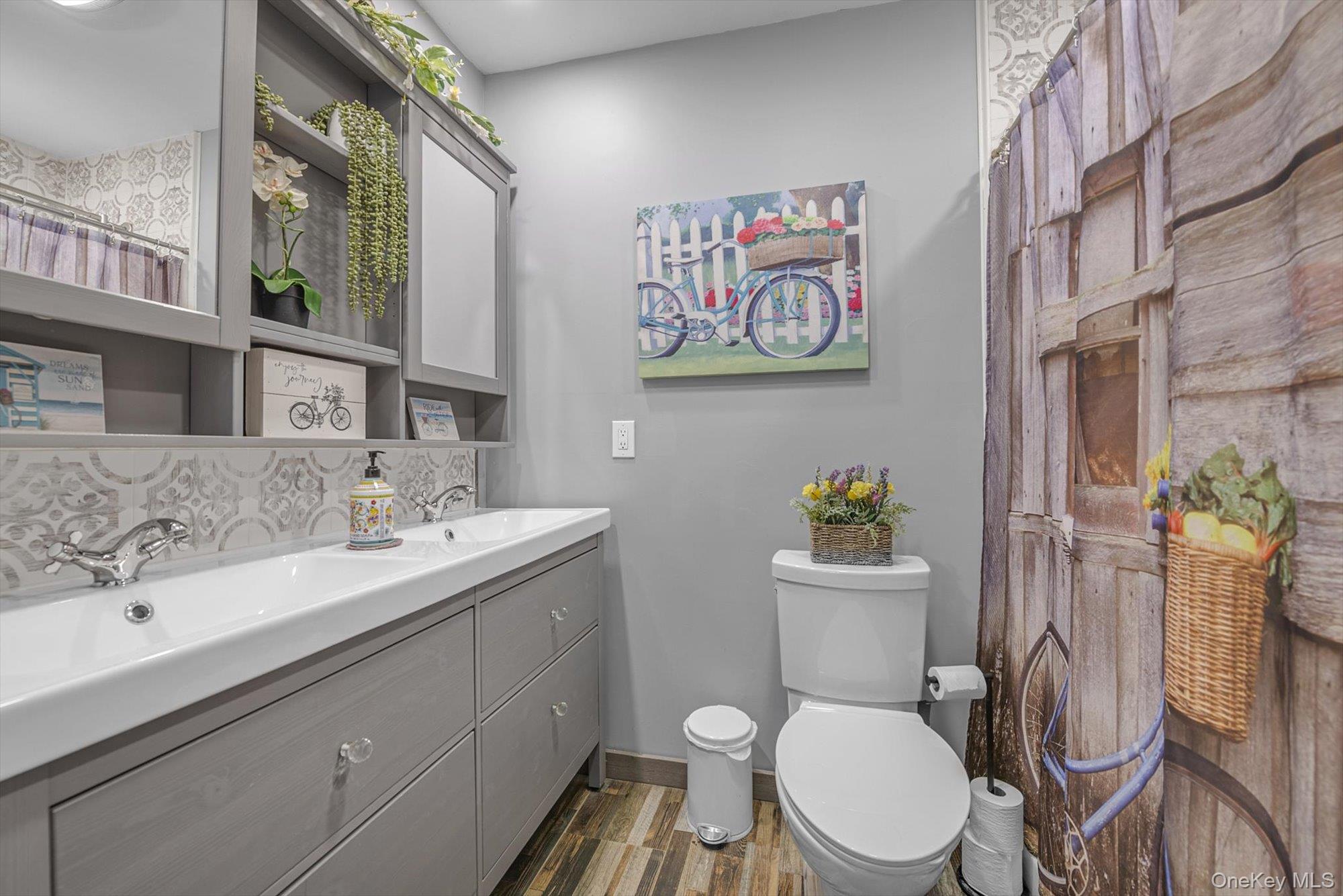 41 Narcissus Road Kings Park, NY 11754 - Photo 16 of 29