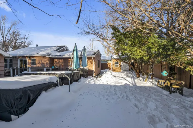 $599,000 | 41 Narcissus Road, Kings Park, NY 11754