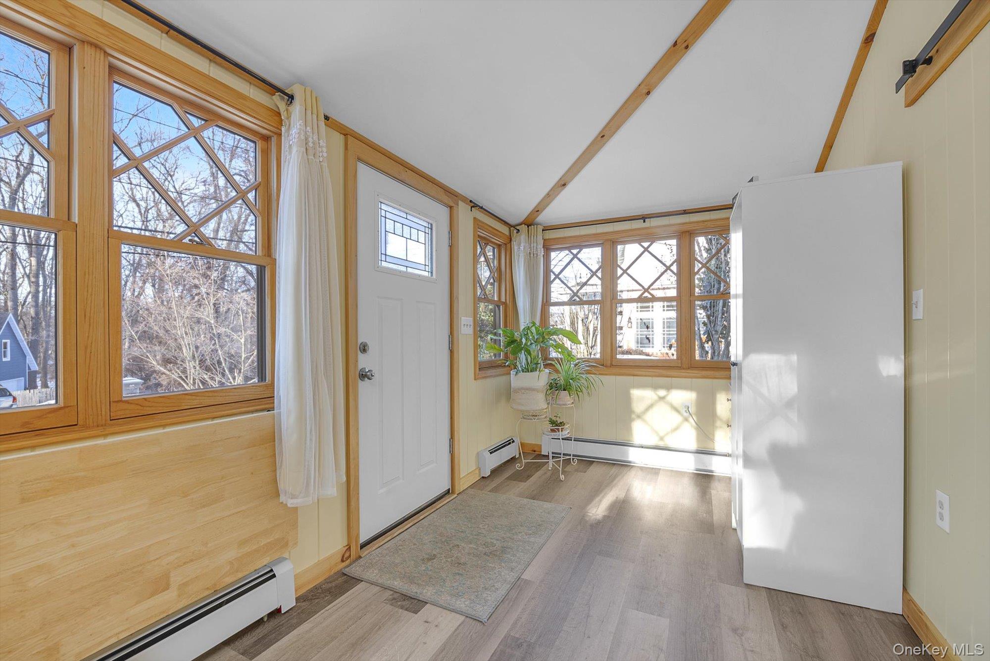 41 Narcissus Road Kings Park, NY 11754 - Photo 3 of 29