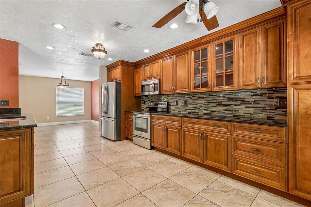 15109 Springview Street Tampa, FL 33624 - Photo 5 of 31