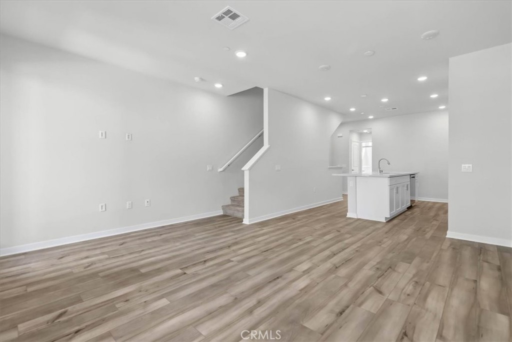 4005 Valley Oak Lane, Unit F El Monte, CA 91733 - Photo 6 of 11