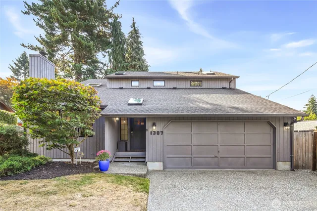$785,000 | 1307 Southwest 160th Street, Burien, WA 98166