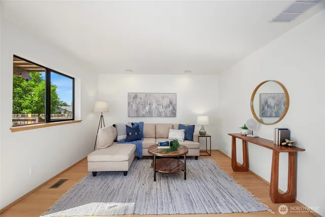 $785,000 | 1307 Southwest 160th Street, Burien, WA 98166