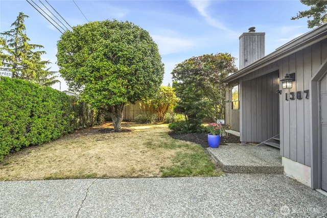 $785,000 | 1307 Southwest 160th Street, Burien, WA 98166