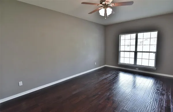 $3,625 | 2911 Velero, Grand Prairie, TX 75054