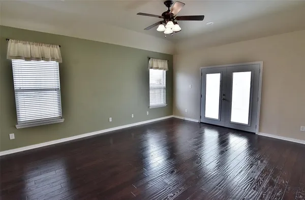 $3,625 | 2911 Velero, Grand Prairie, TX 75054