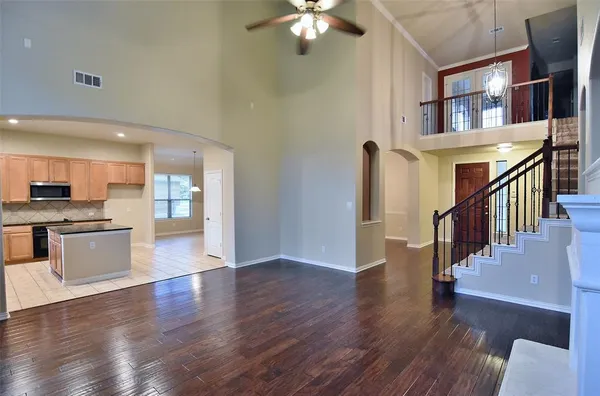 $3,625 | 2911 Velero, Grand Prairie, TX 75054