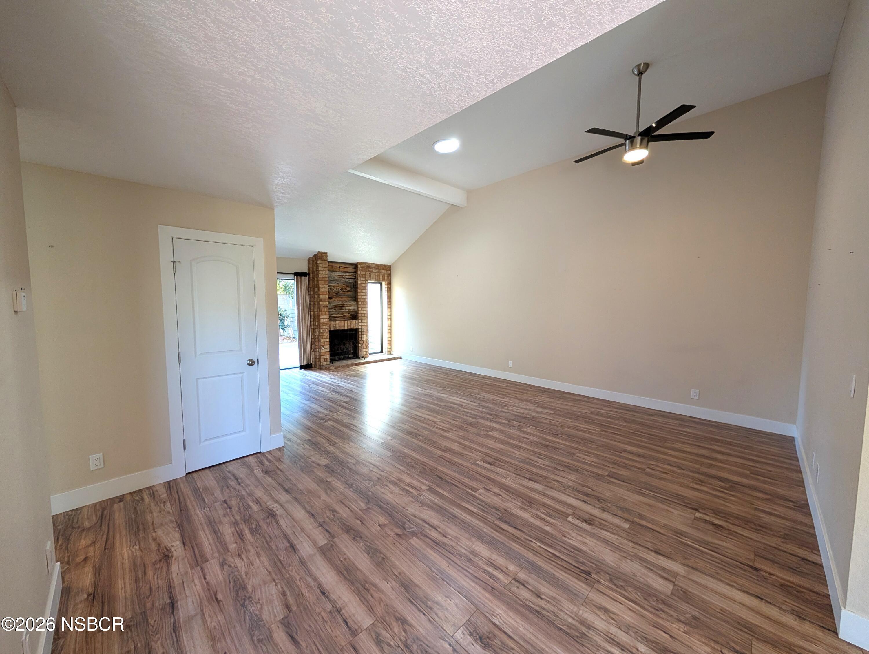 1508 Oakridge Park Road Santa Maria, CA 93455 - Photo 14 of 41 Living Room 2