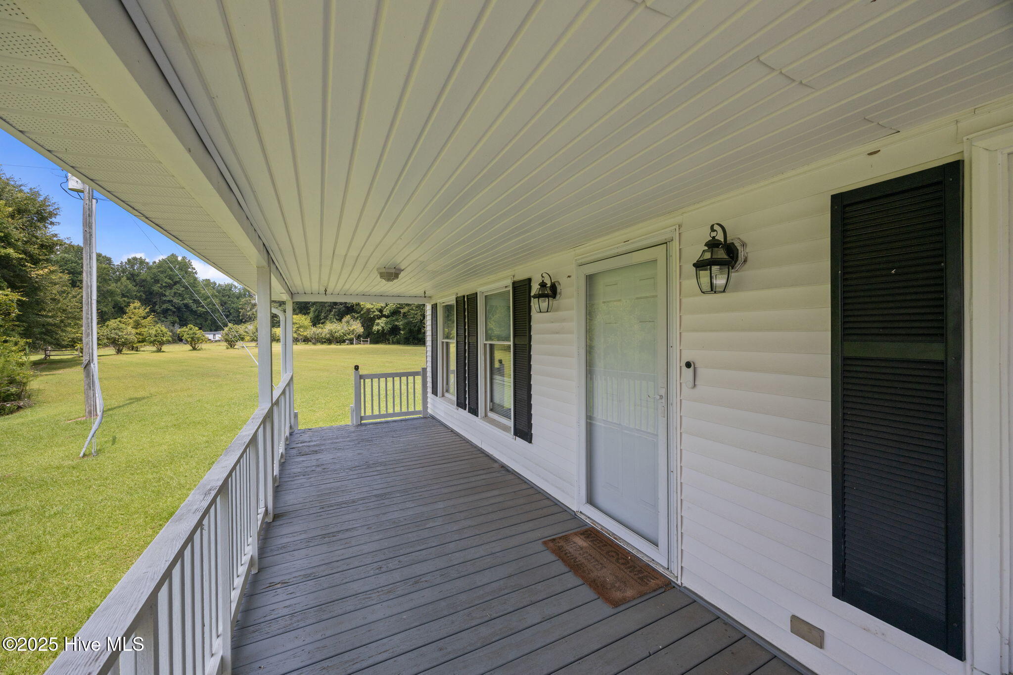 6908 Driver Lane Grifton, NC 28530 - Photo 22 of 34 14-web-or-mls-BLS_0009 (1)