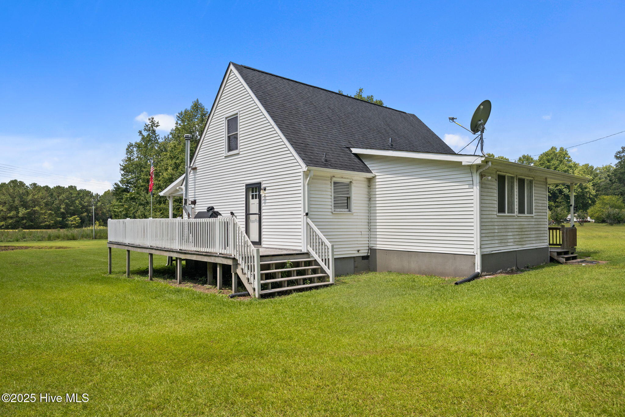 6908 Driver Lane Grifton, NC 28530 - Photo 24 of 34 12-web-or-mls-BLS_0007