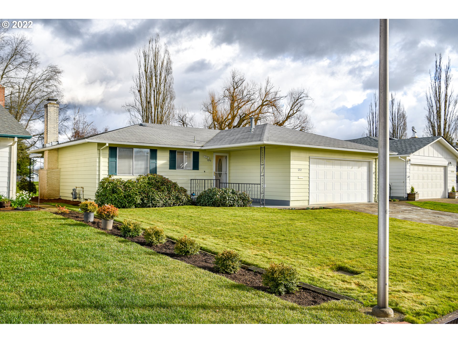 1212 Randolph Road Woodburn, OR 97071 - Photo 1 of 29 Gallery Image 1