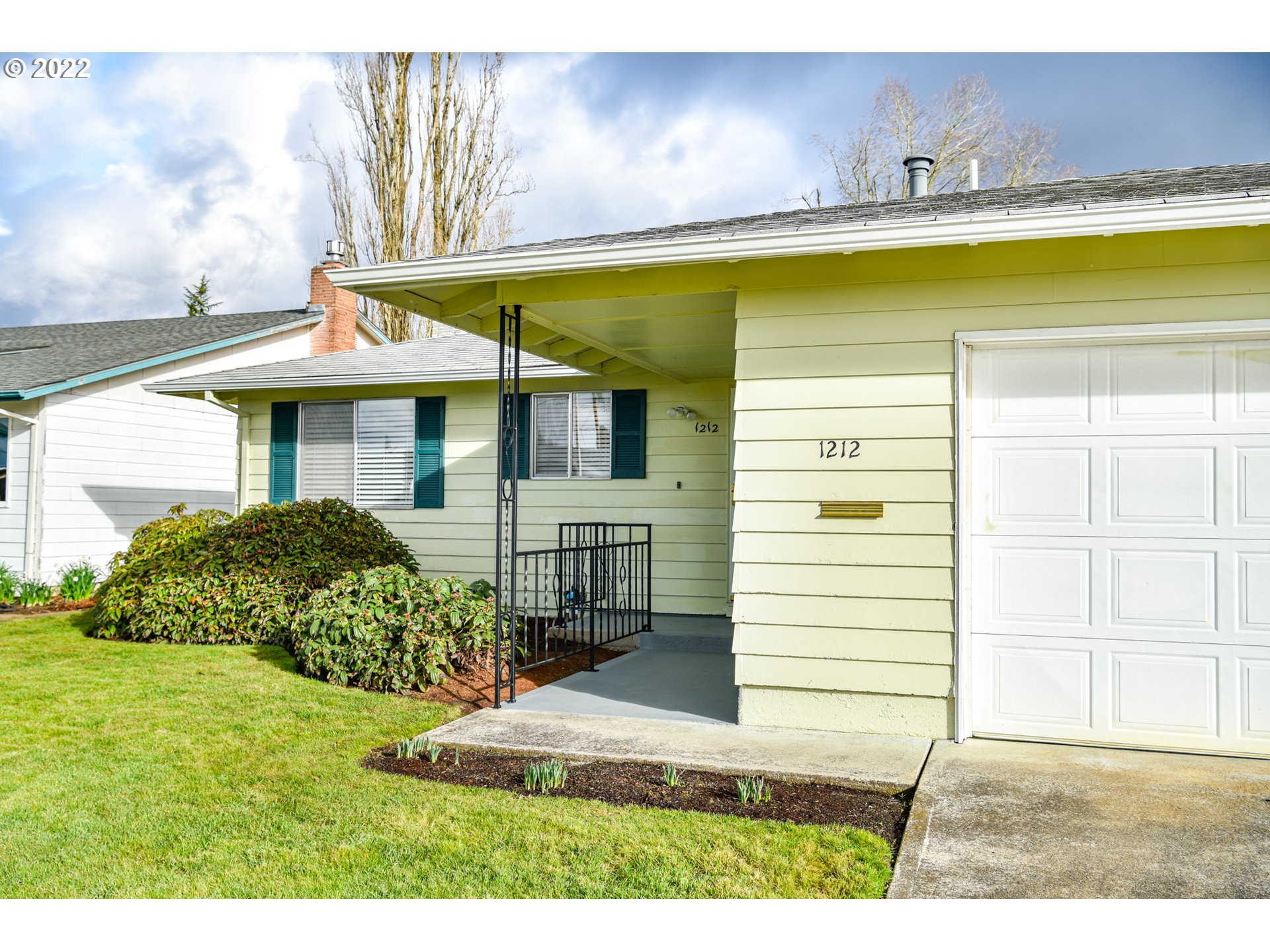 1212 Randolph Road Woodburn, OR 97071 - Photo 5 of 29 Gallery Image 5