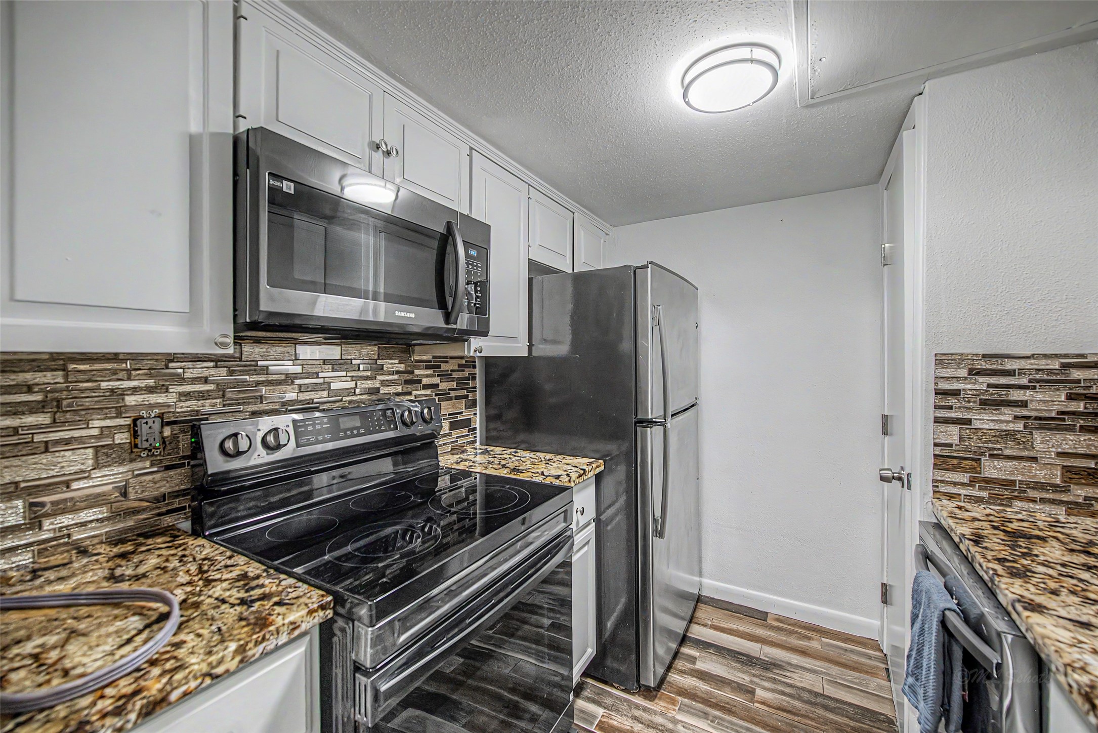 830 Threadneedle Street, Unit 228 Houston, TX 77079 - Photo 9 of 18