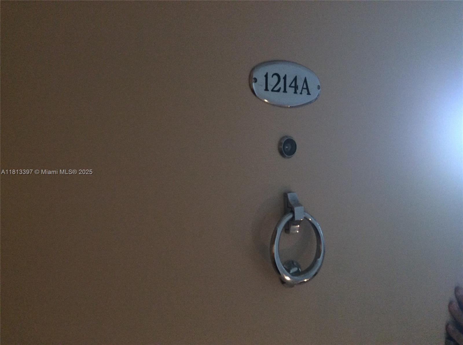 100 Lincoln Road, Unit 1214 Miami Beach, FL 33139 - Photo 11 of 17