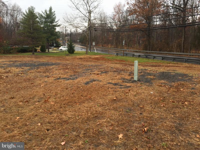 14201 Braddock Road Centreville, VA 20120 - Photo 3 of 4 View