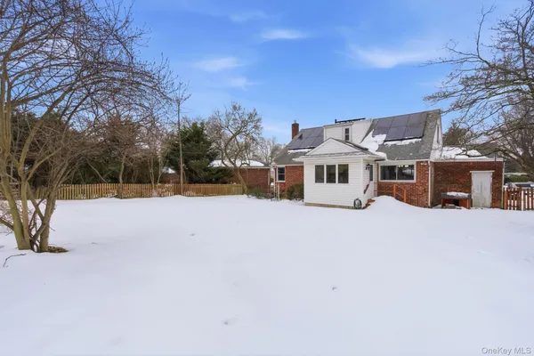 $1,298,888 | 225 Willets Lane, Jericho, NY 11753