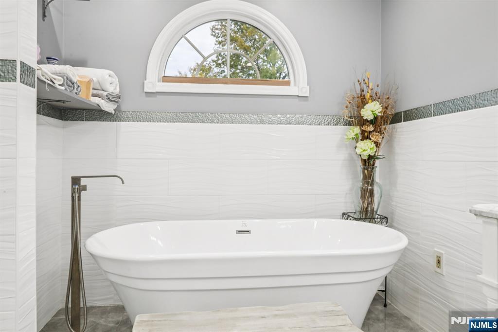 15 East Pierrepont Avenue Rutherford, NJ 07070 - Photo 27 of 37