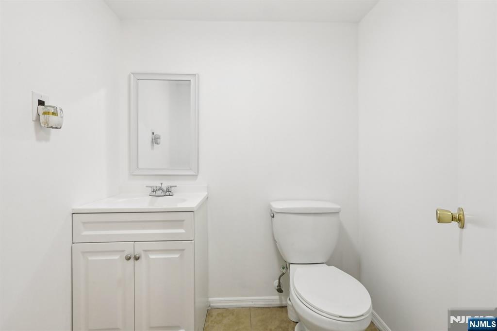 15 East Pierrepont Avenue Rutherford, NJ 07070 - Photo 36 of 37