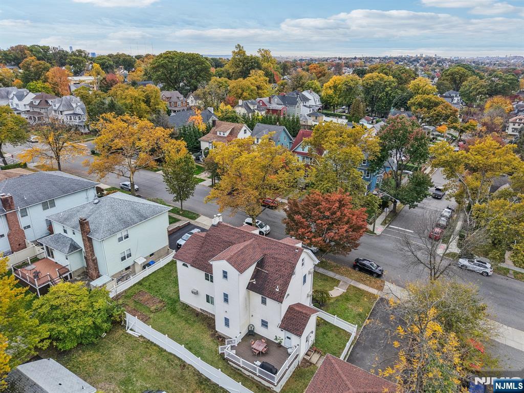 15 East Pierrepont Avenue Rutherford, NJ 07070 - Photo 8 of 37