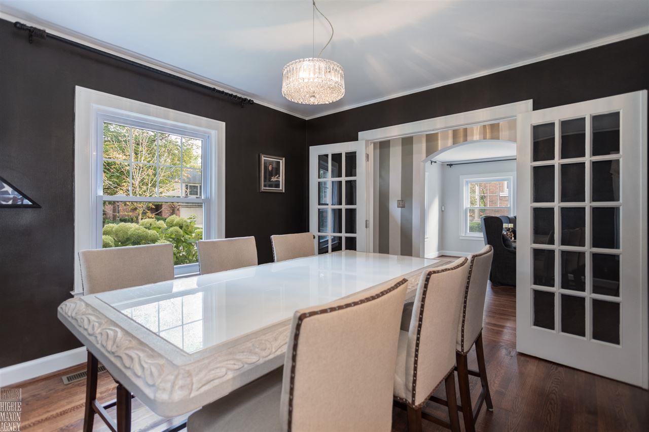 651 Fisher Road Grosse Pointe, MI 48230 - Photo 4 of 25 31363580-3.JPG