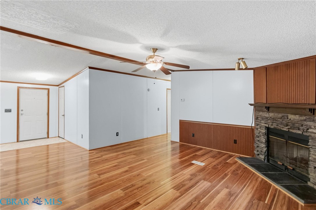 7695 Wagon Run Road Gloucester, VA 23061 - Photo 5 of 40