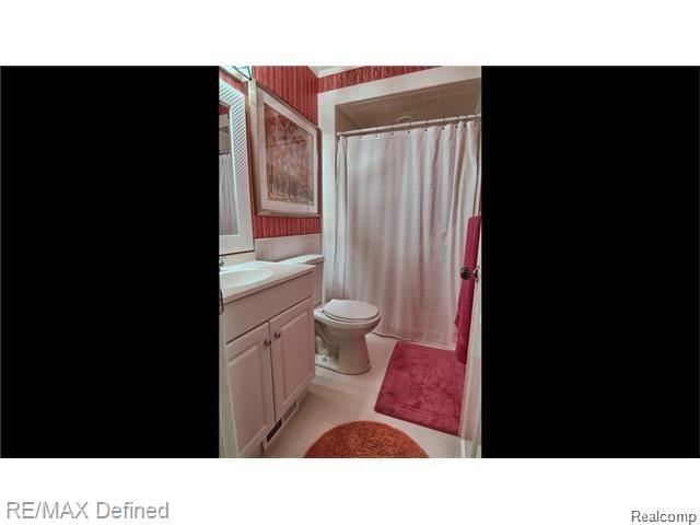 369 Beechview Drive Rochester, MI 48306 - Photo 19 of 24