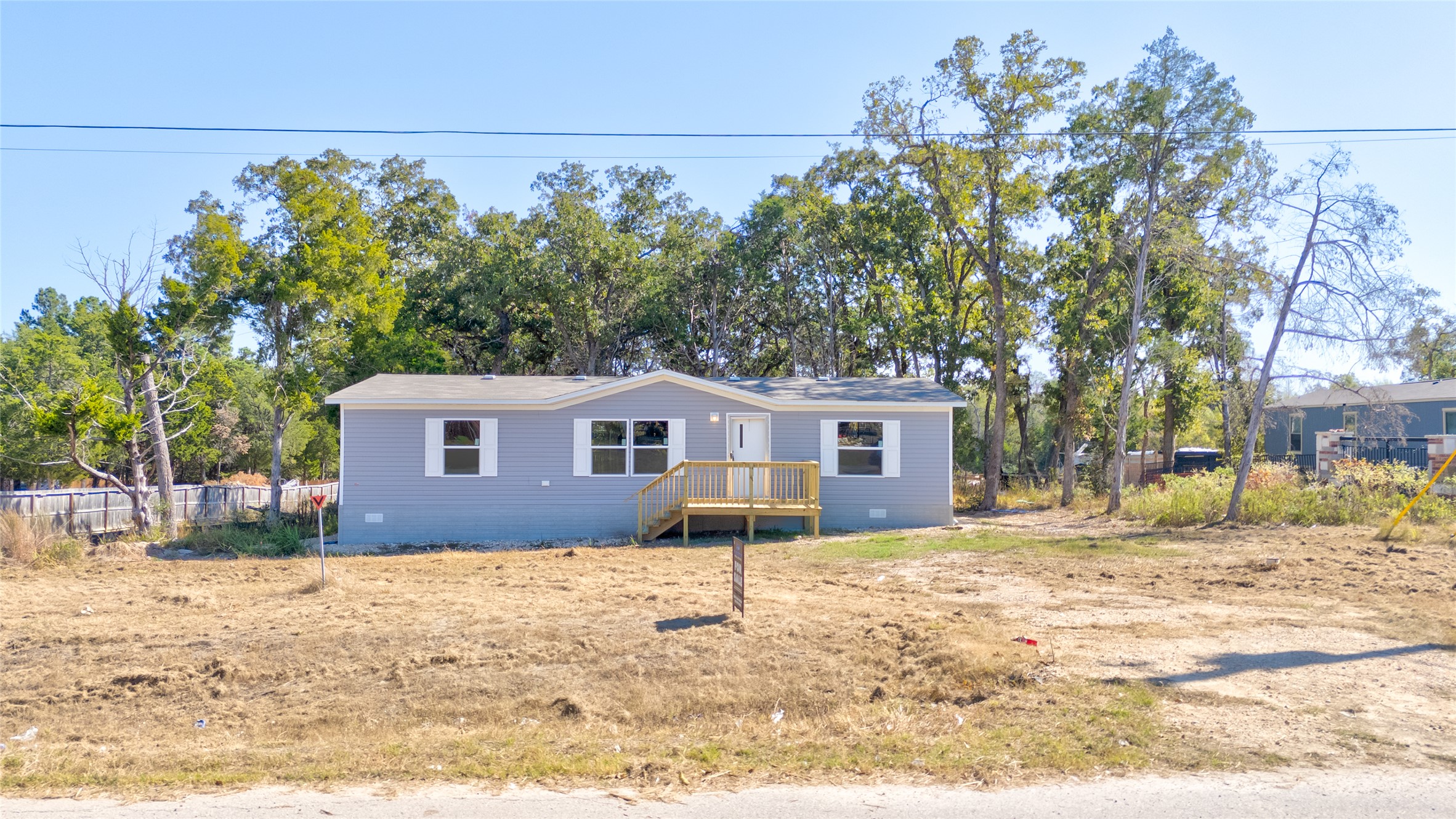 107 Los Cueva Road Elgin, TX 78621 - Photo 3 of 31 Manufactured / mobile home with crawl space