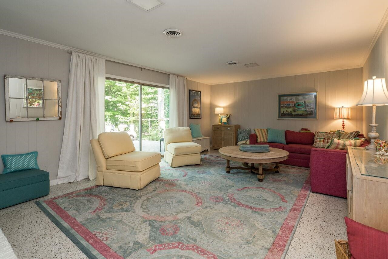 2008 Nakoma Place Raleigh, NC 27607 - Photo 16 of 33 Family Room