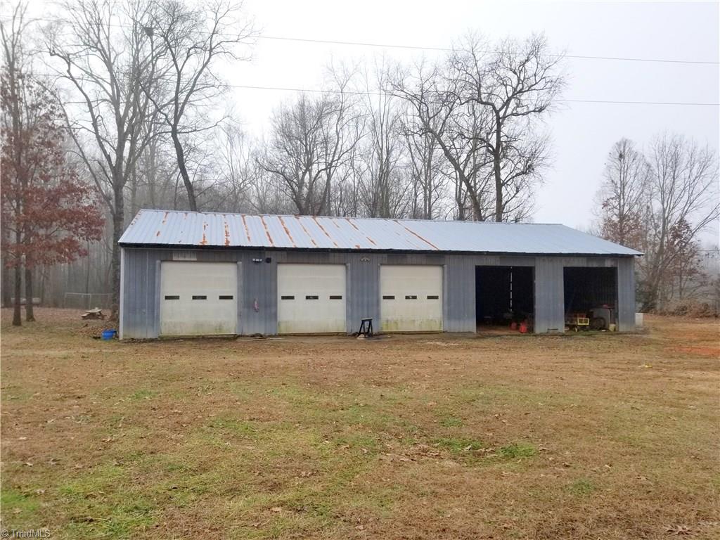 5814 Little Beane Store Road Seagrove, NC 27341 - Photo 13 of 19 Garage