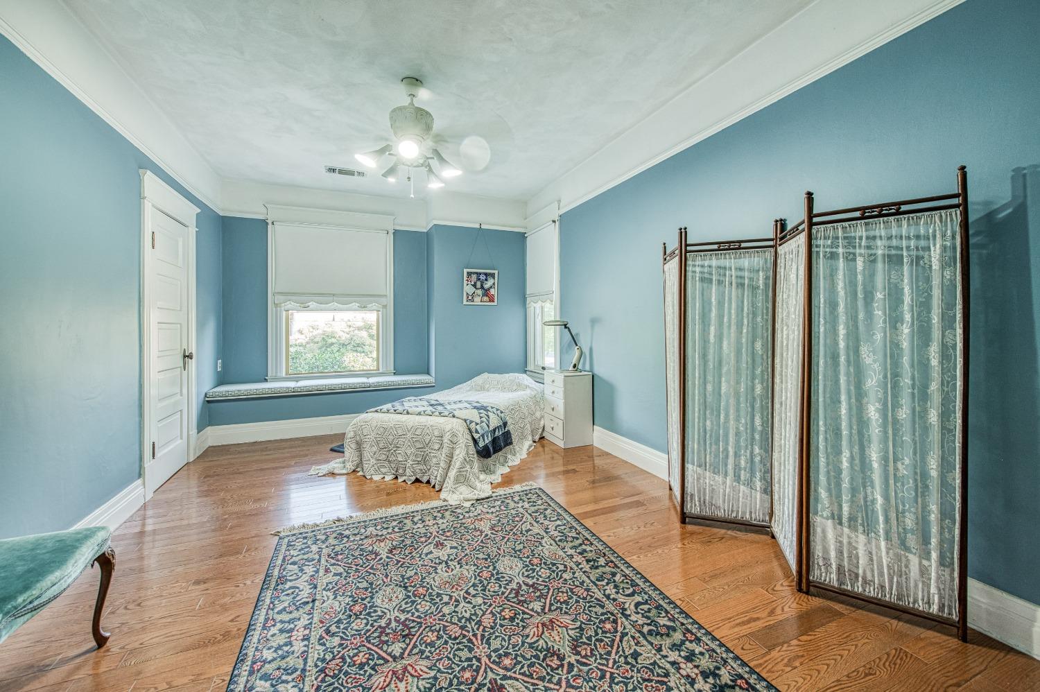 295 South Reed Avenue Reedley, CA 93654 - Photo 43 of 95