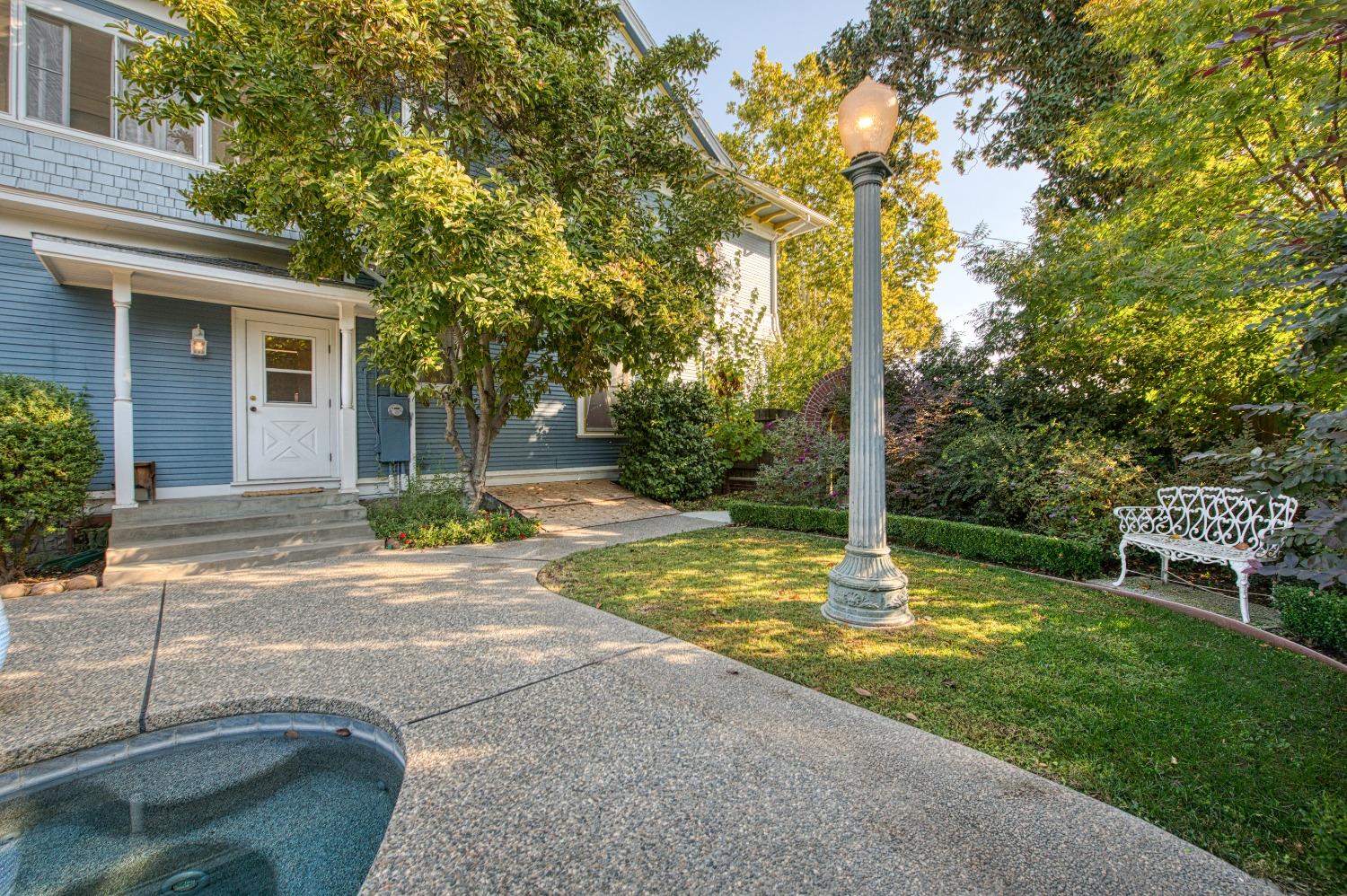 295 South Reed Avenue Reedley, CA 93654 - Photo 62 of 95