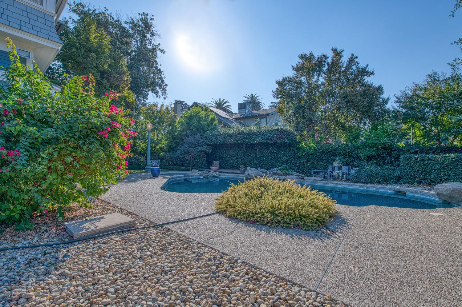 295 South Reed Avenue Reedley, CA 93654 - Photo 67 of 95