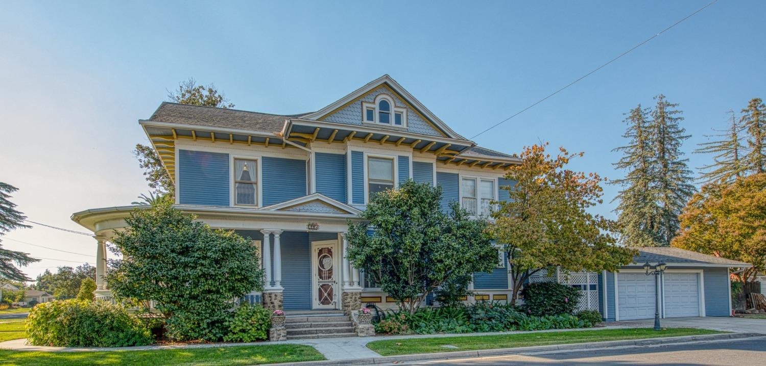 295 South Reed Avenue Reedley, CA 93654 - Photo 73 of 95