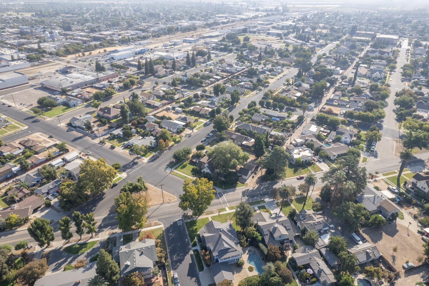 295 South Reed Avenue Reedley, CA 93654 - Photo 90 of 95