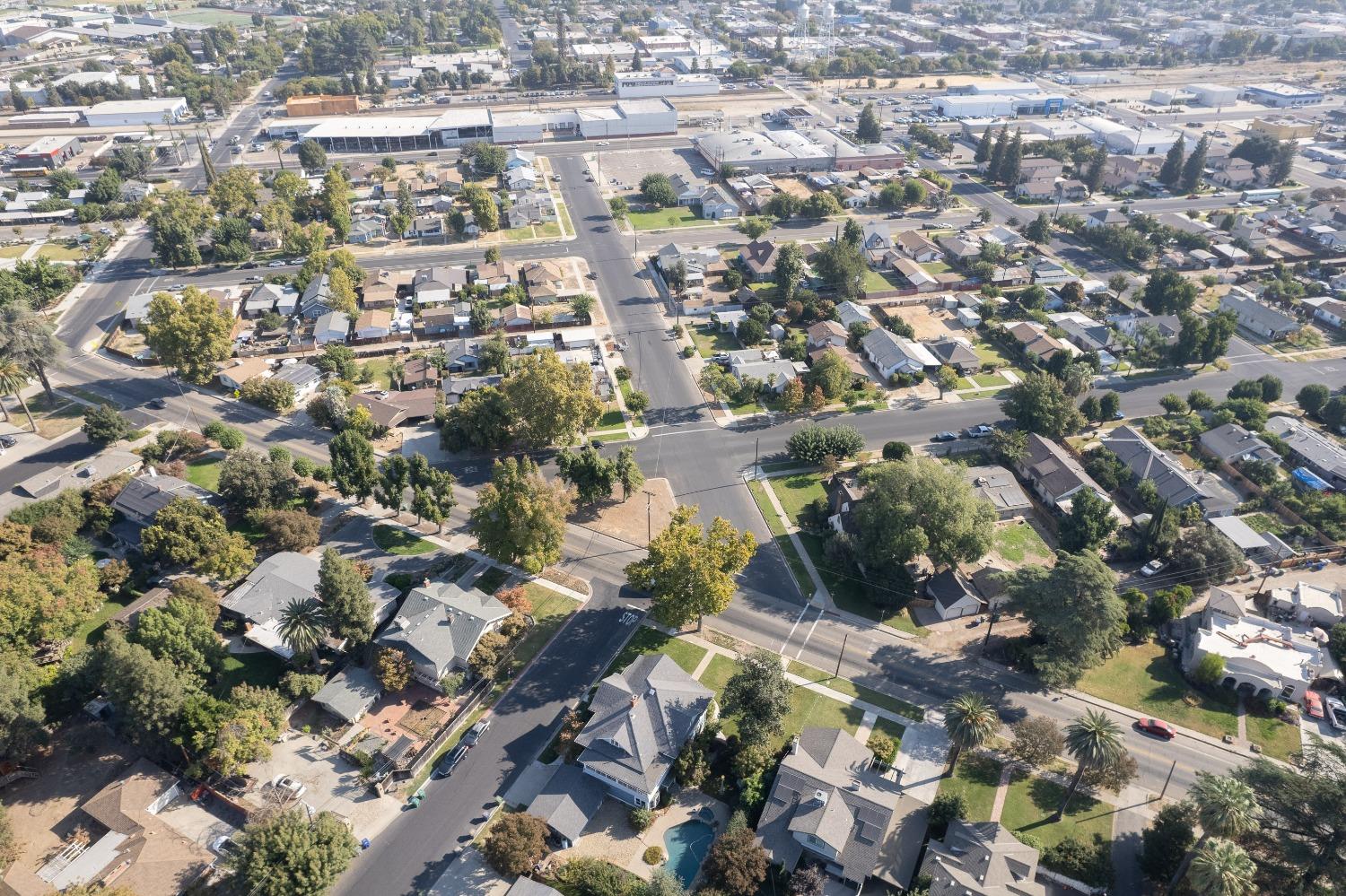 295 South Reed Avenue Reedley, CA 93654 - Photo 91 of 95