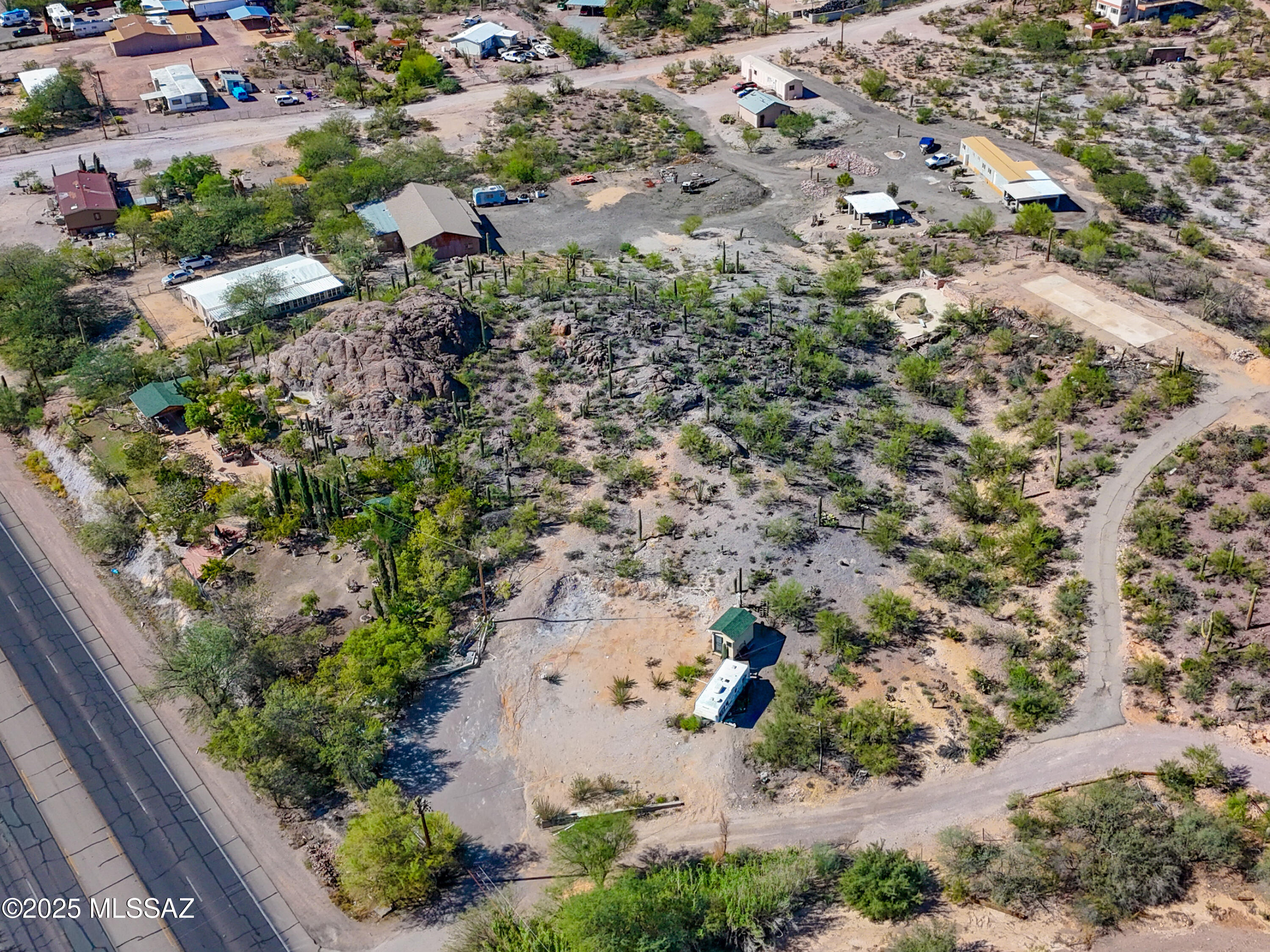 3930 West Valencia Road Tucson, AZ 85746 - Photo 13 of 20 DJI_20251029131336_0307_D